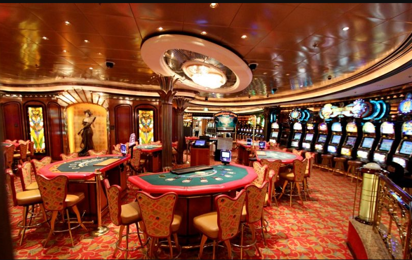 Five advantages of playing poker using a mobile app